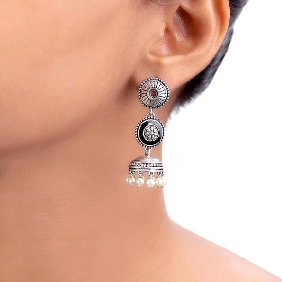 Trendy Jewels Black and Silver Floral Earrings Jhumka - Picture 5 of 7